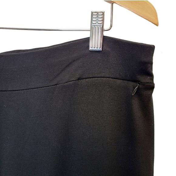 L.L. Bean Pull On Straight Leg Stretch Cotton Black Comfort Pants Large Petite - Picture 3 of 7